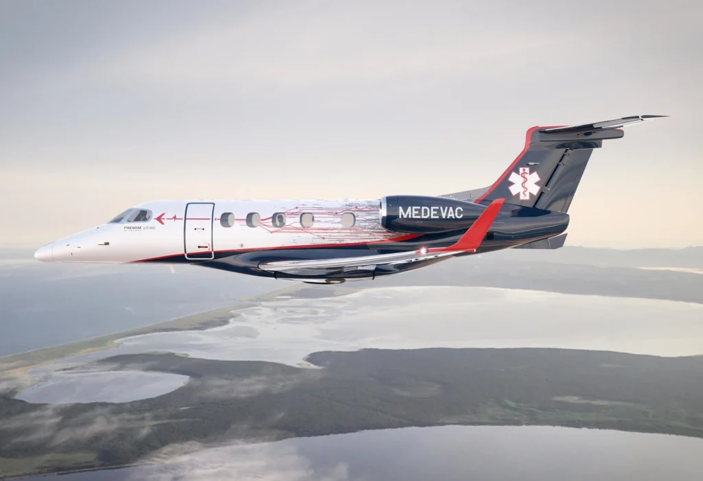 Embraer Phenom 300MED